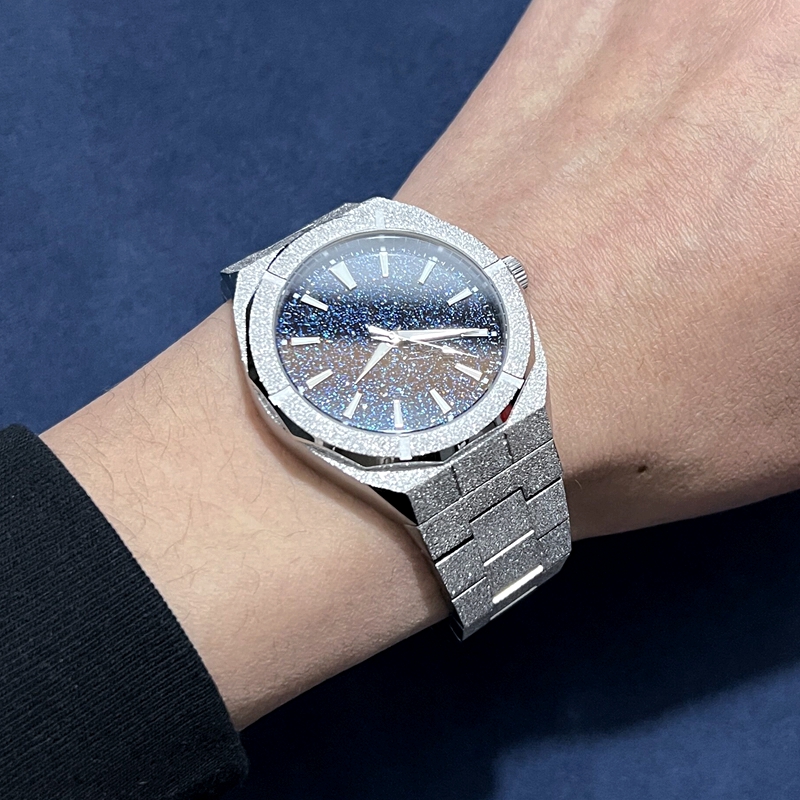 ゴールデンウォッチ スターダスト ブラッシュド スターリース - Luxury Lifestyle Gifts のレビューと価格